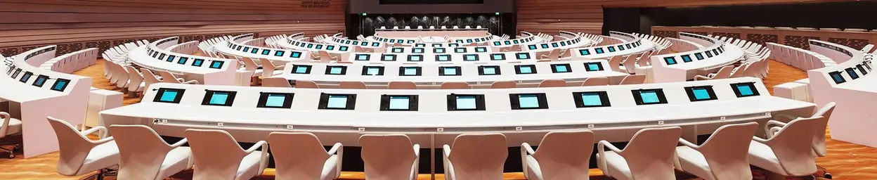 Pantallas táctiles para salas de reuniones